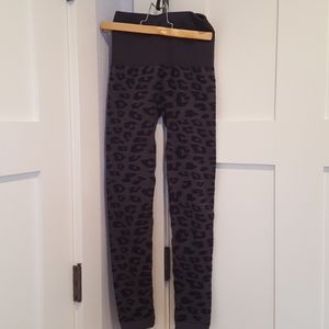 Animal print leggings
